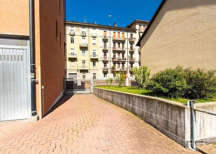 Guesthost - Casa Like With Parking * Torino