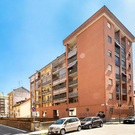 Διαμέρισμα Guesthost - Casa Like With Parking