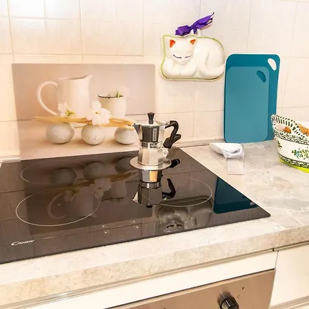 Διαμέρισμα Guesthost - Casa Like With Parking