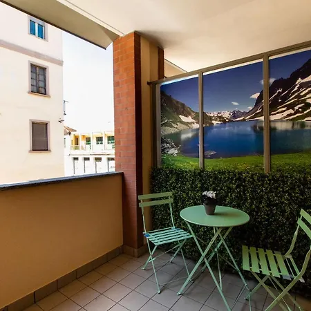 Διαμέρισμα Guesthost - Casa Like With Parking *